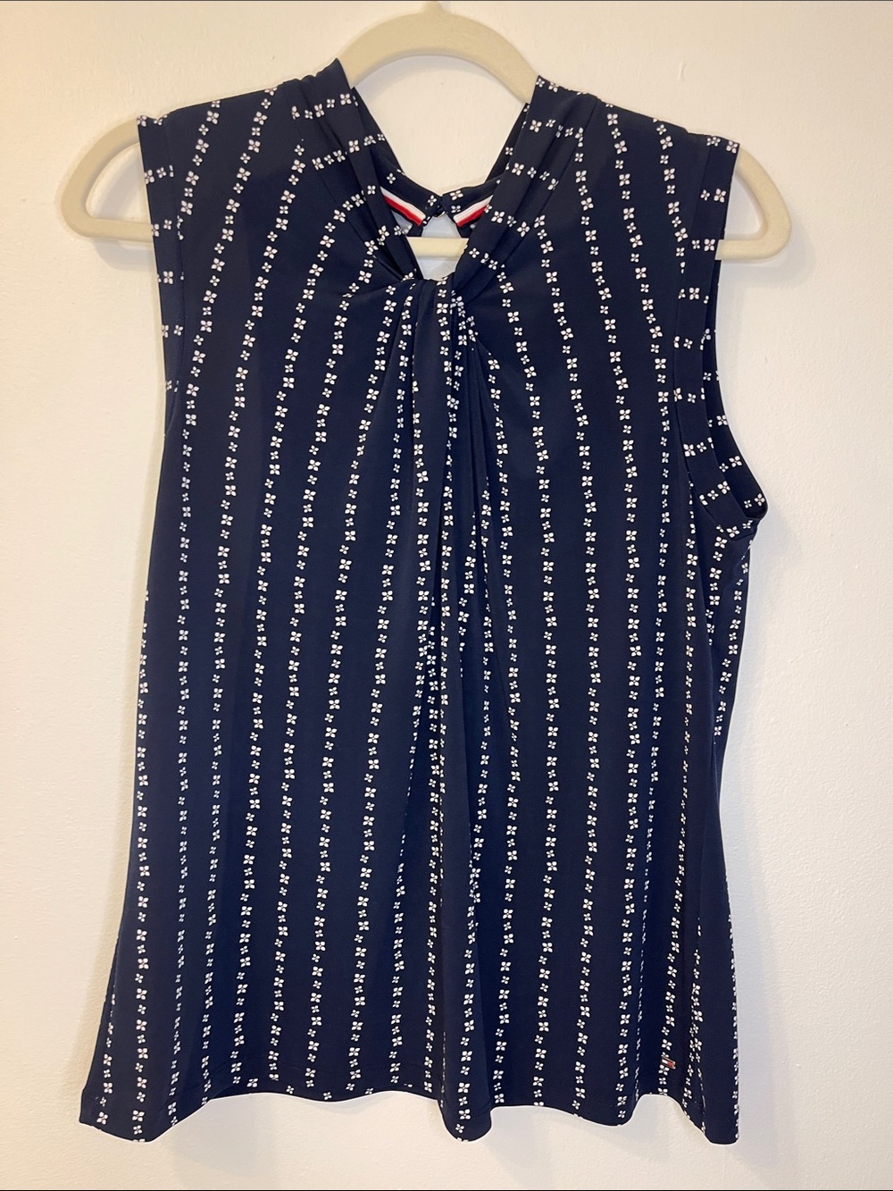 Tommy Hilfiger Navy Sleeveless Printed Tank PTP 18”-21”
